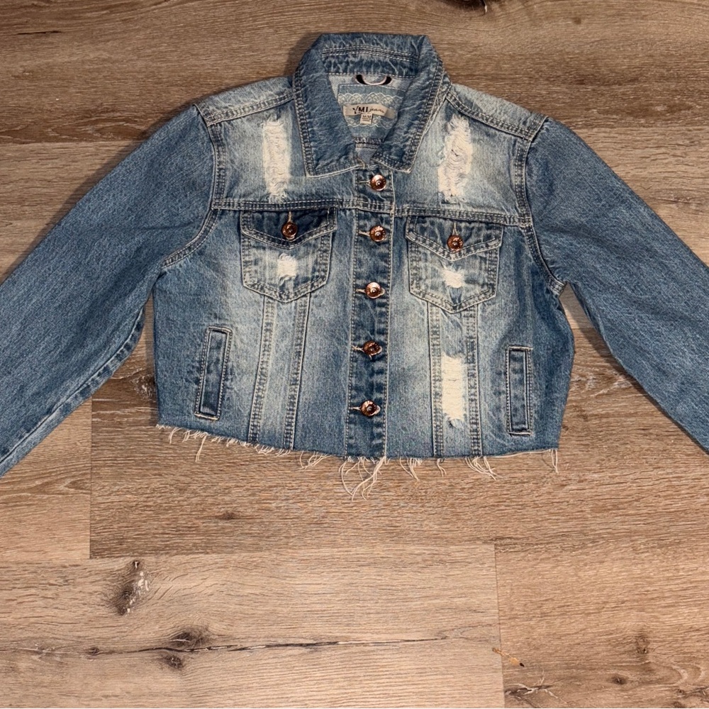 Cropped Blue Denim Jacket